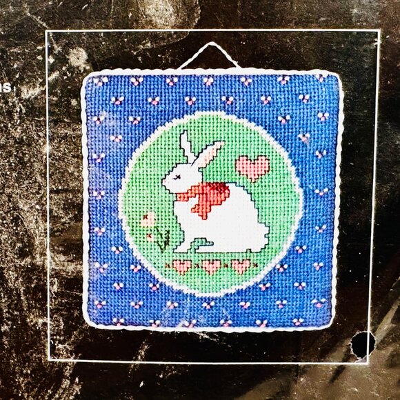 Vintage Dimensions Cross Stitch Kit Country Lamb & Bunny (1986) - New/Sealed - Picture 3 of 7